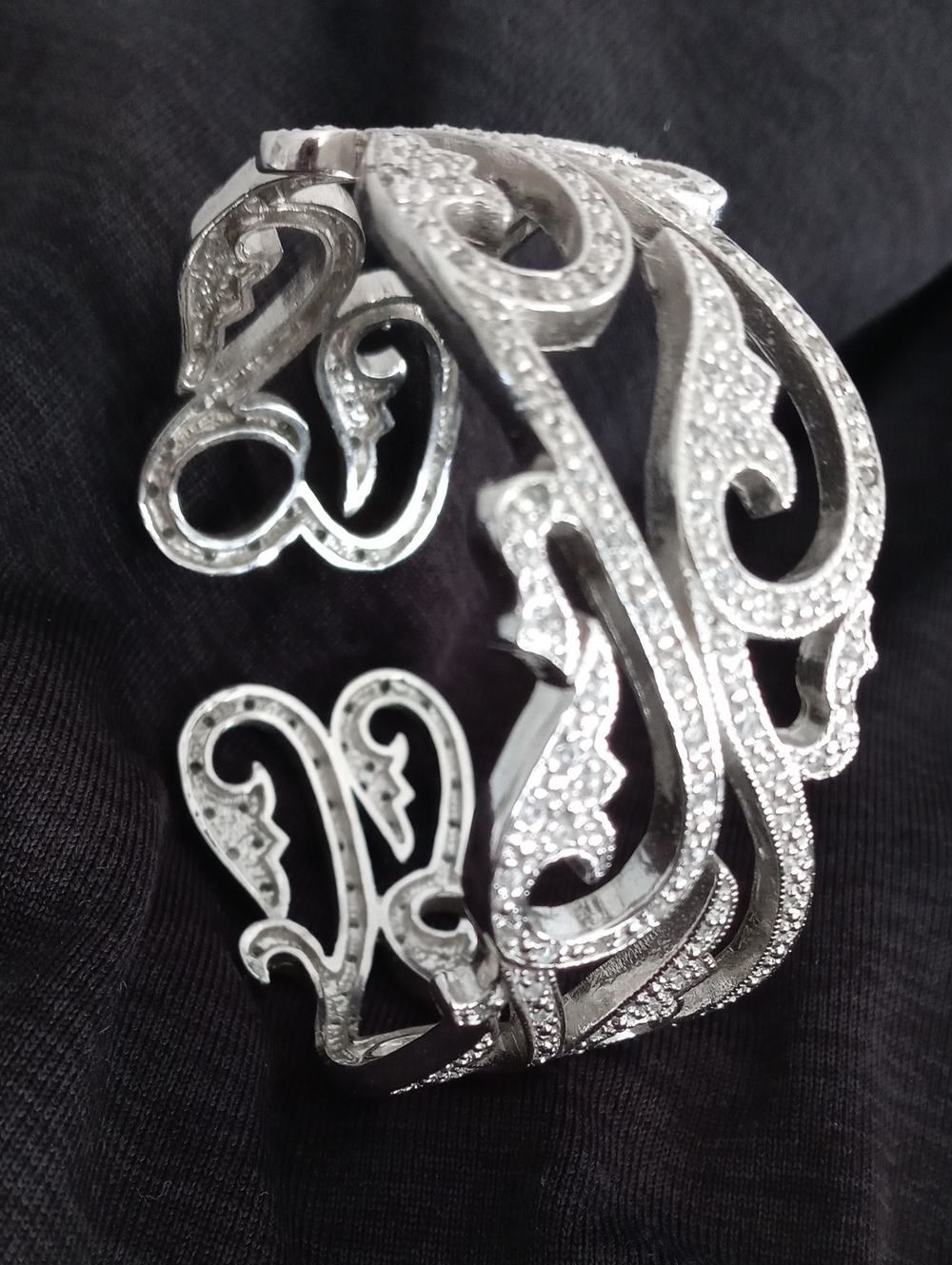 Elegant Filigree Open Cuff Bracelet - Silver Tone